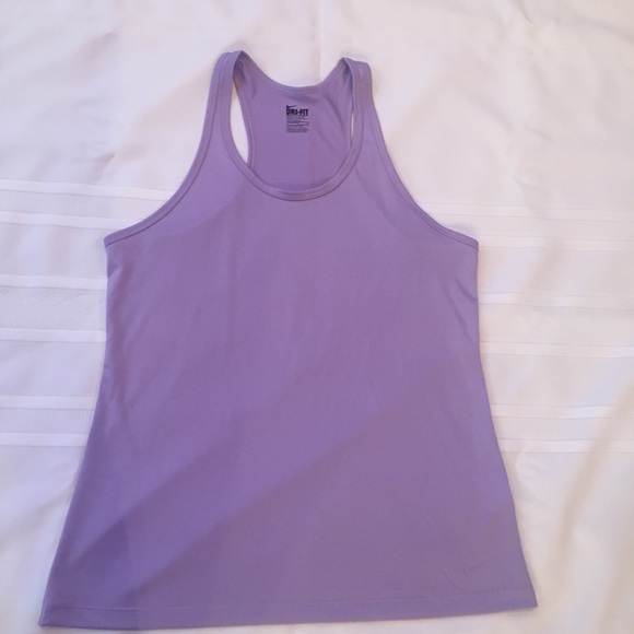 Nike Tops - 🛑 Nike racerback workout tank